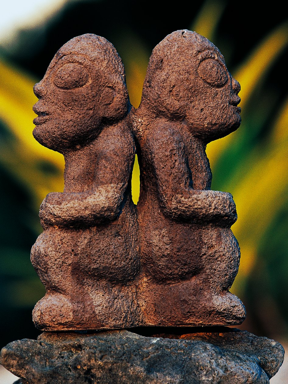 Tiki Gods, Marquesas Islands, French Polynesia (overseas territory of French Republic) بواسطة غير معروف غير معروف