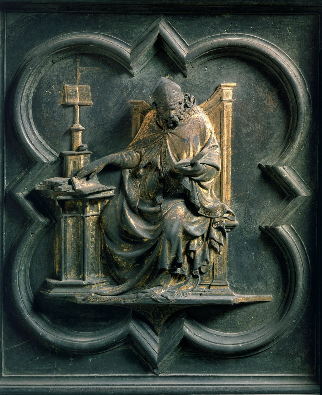 شمال بورت (يسمى Porte de la Croix ، الشمال) ، التفاصيل الخارجية: Saint Ambrose. منحوتة برونزية من صنع لورنزو غيبيرتي (1378-1455) بواسطة لورينزو غيبرتي