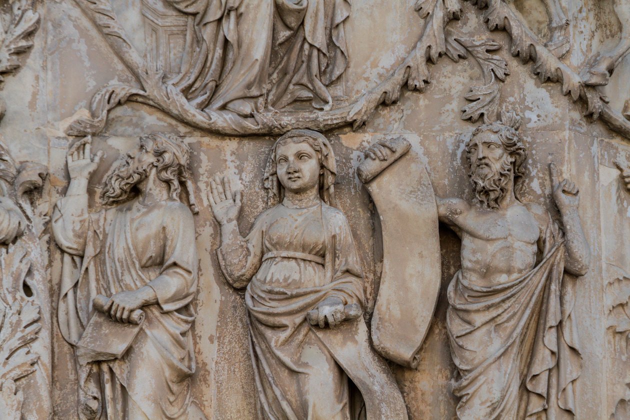 Prophets, detail from Jesse tree and messianic prophecies, Stories of Genesis, bas-reliefs by Lorenzo Maitani (before 1275-1330), second pillar, facade of Orvieto cathedral, Umbria, Italy بواسطة لورينزو ميتاني