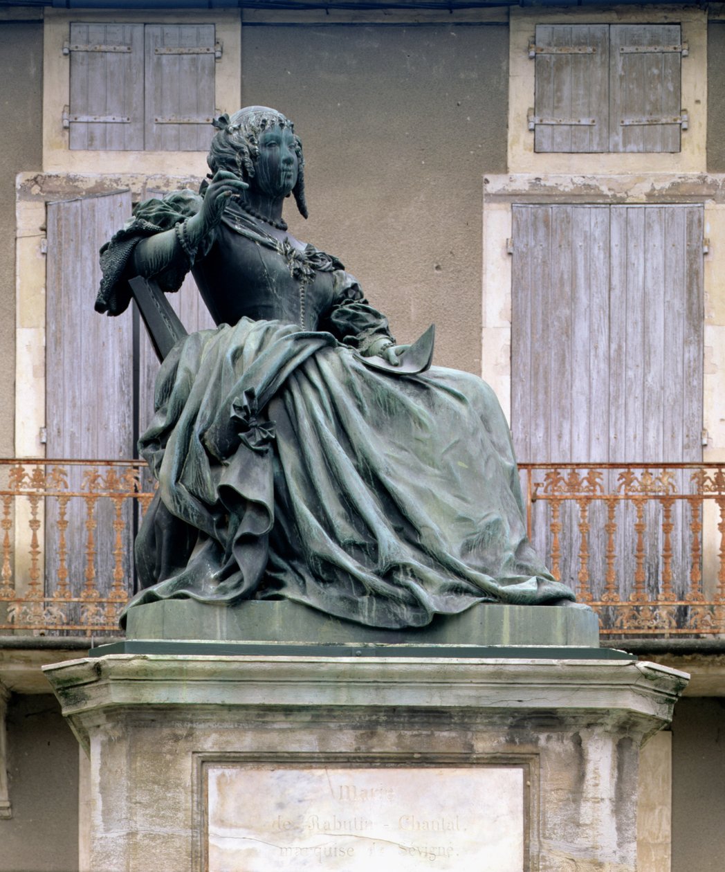 The Marquise de Sevigne (1626-1696) 1857-59 (برونزي) بواسطة لويس روشيه