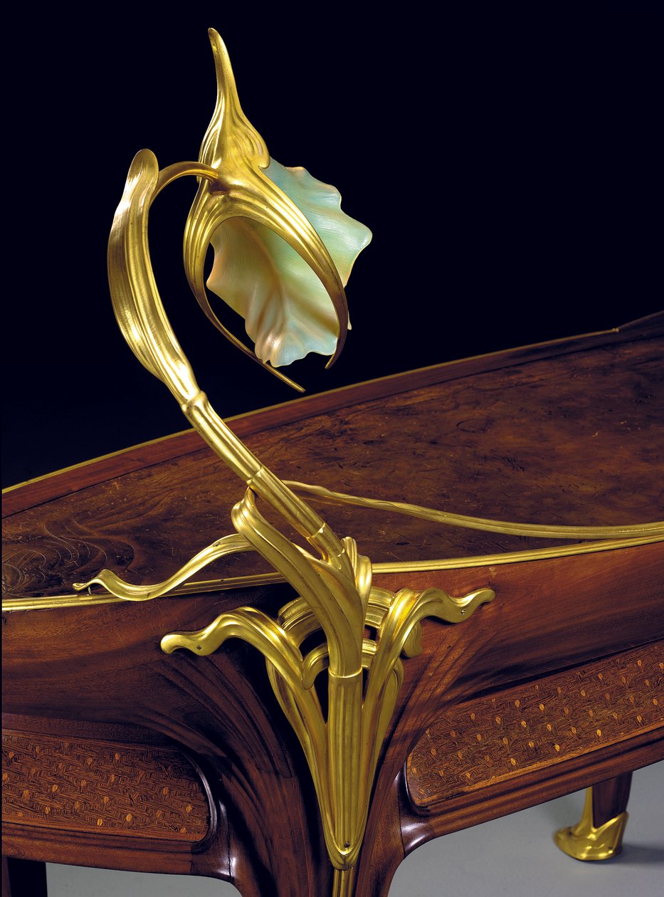 مكتب `` Orchidee &39;&39; ، حوالي 1903 (خشب الماهوجني ، والبرونز المذهب والزجاج) (انظر أيضًا 1065877-81) بواسطة لويس وداوم براذرز ماجوريل