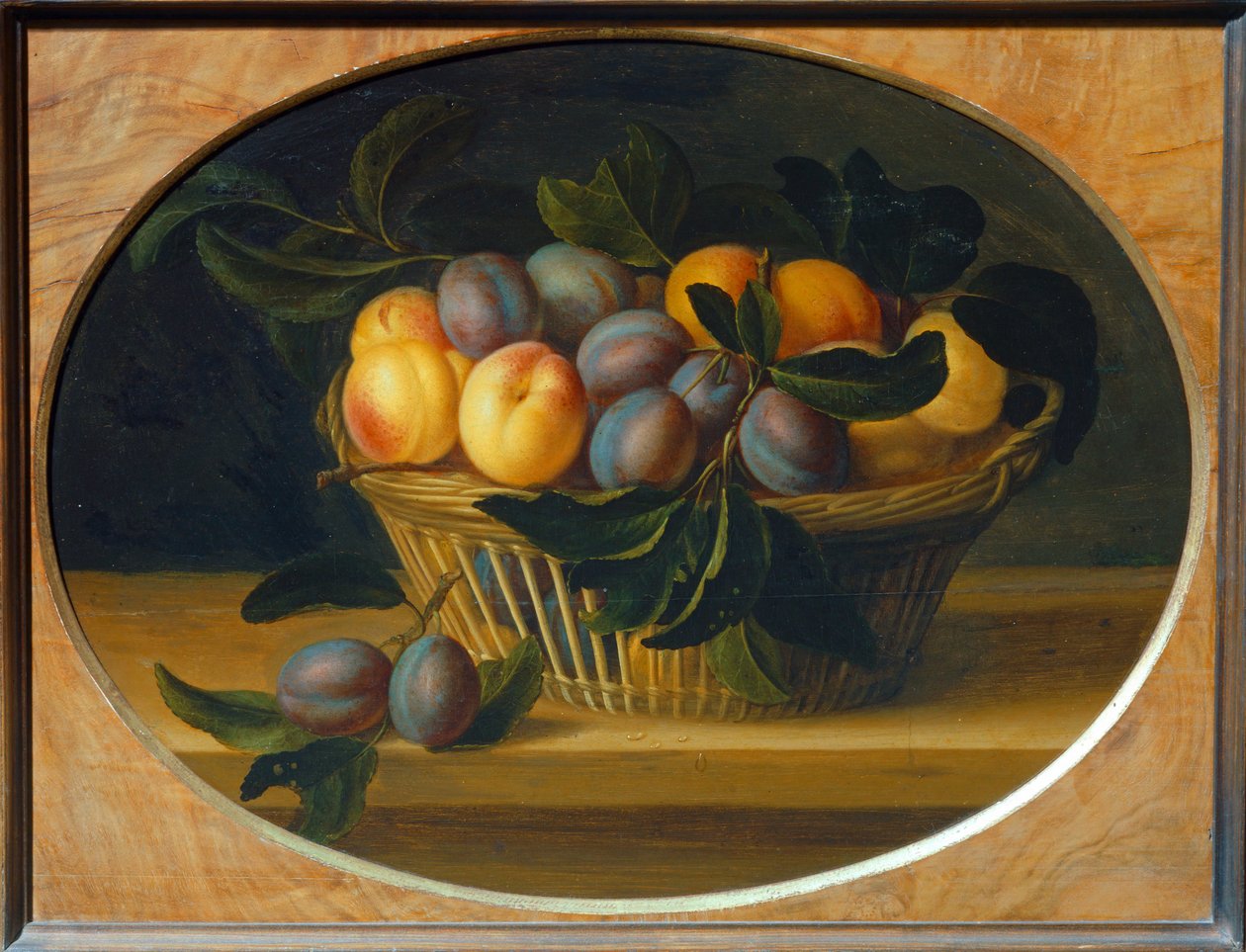  بواسطة لويز (دائرة) Moillon