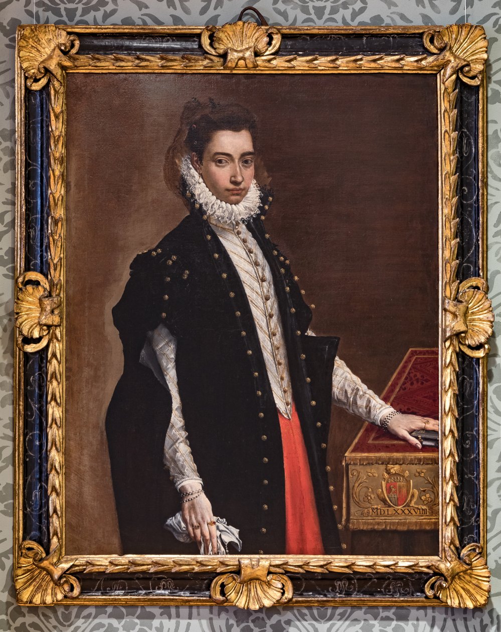 Fontanellato، Labyrinth of the Masone، Franco Maria Ricci Art Collection: "Portrait of Lucrezia Bentivoglio Leoni" بواسطة لودوفيكو كاراتشي