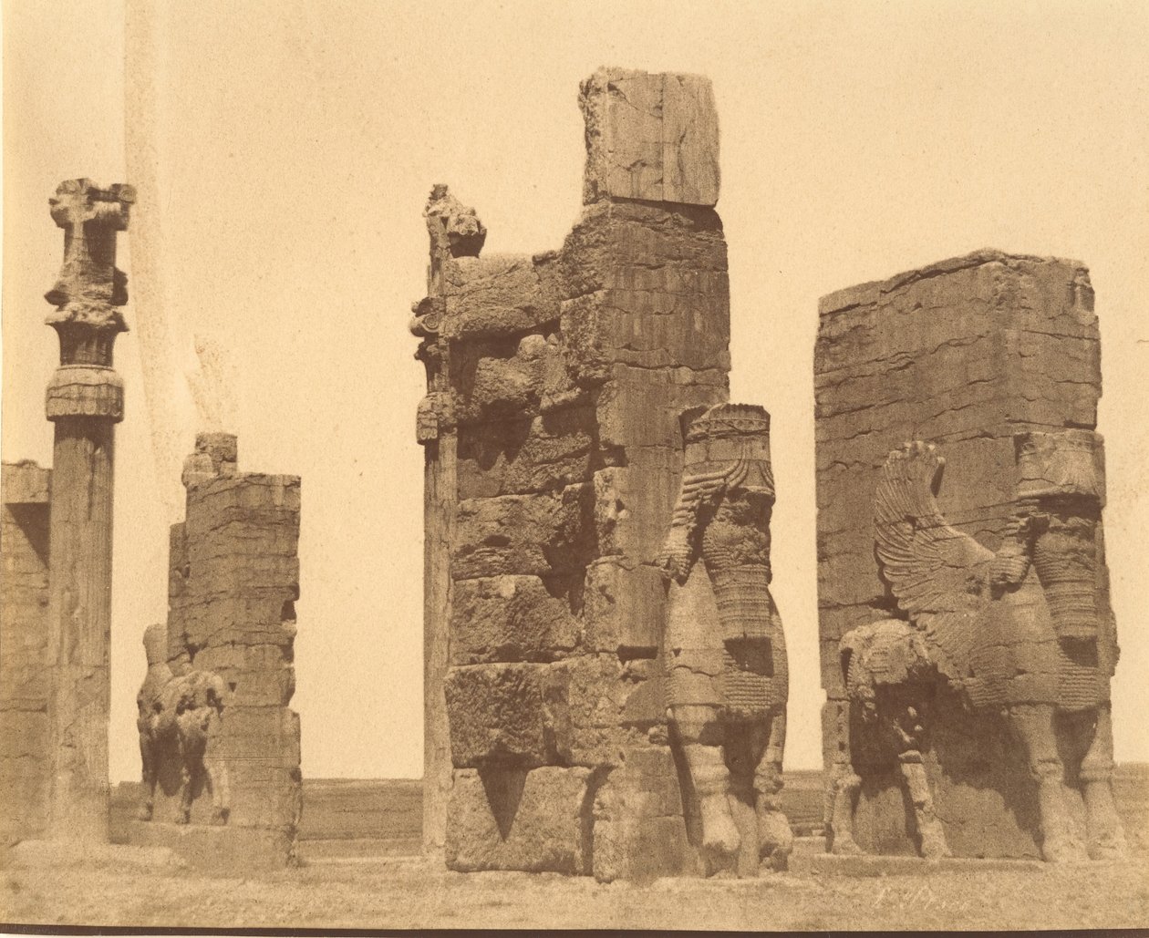 15 [بوابة كل الأمم ، برسيبوليس ، فارس] ، 1840 - 60. بواسطة لويجي بيسشي
