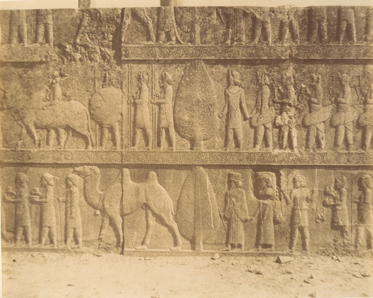 3 [برسيبوليس] ، 1840 - 60. بواسطة لويجي بيسشي