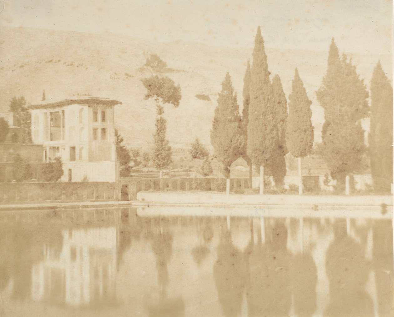 باغ تاكت شيراز 1858. بواسطة لويجي بيسشي