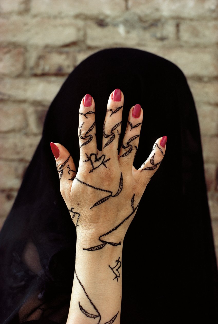  بواسطة لين أبركرومبي