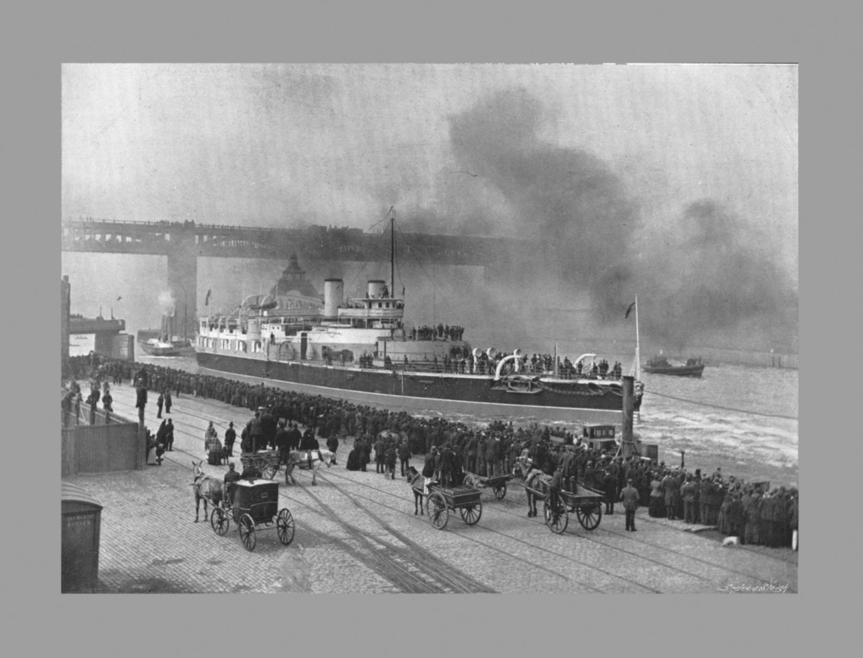 HMS Victoria at Newcastle-On-Tyne، c1887 بواسطة م عمتي