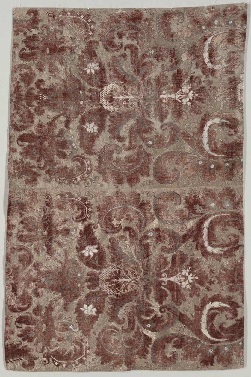 لوحتان منضمة لفيلم "Fortuny Painted Velvet" بواسطة ماريانو فورتوني ومادرازو
