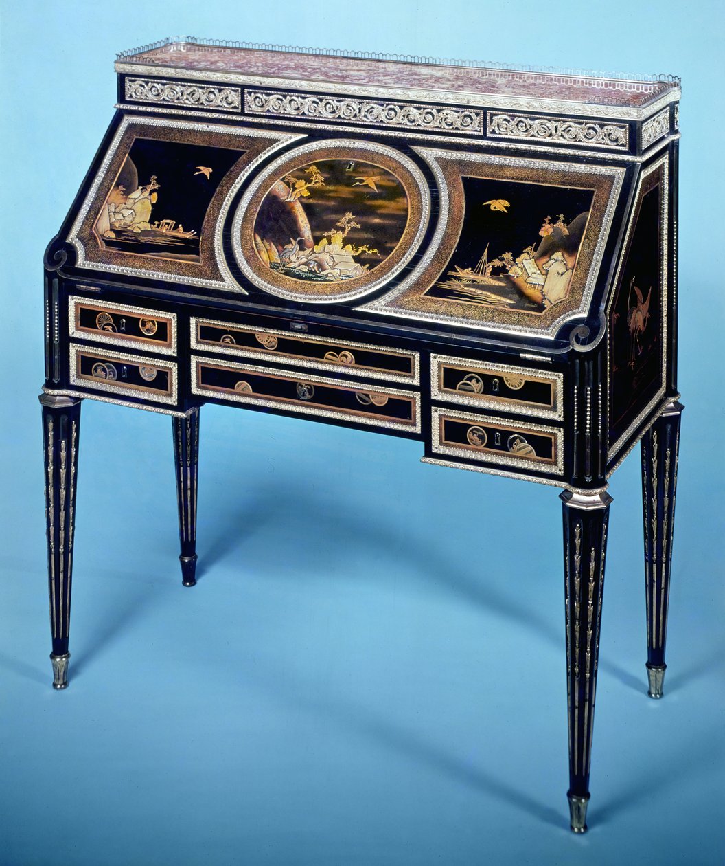 سكرتير ، c.1780-85 (الأبنوس والرخام وأورمولو) بواسطة مارتن كارلين