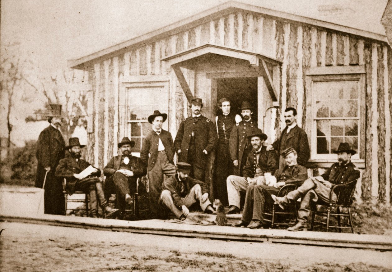 ضباط موظفي جرانت ، سيتي بوينت ، فيرجينيا ، 1864 بواسطة ماثيو ب برادي