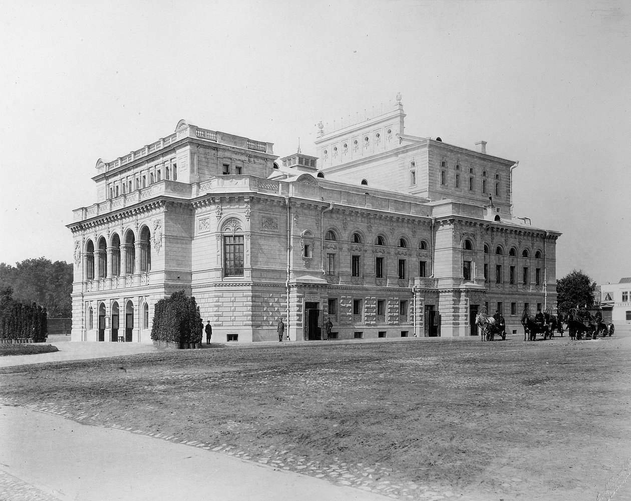 مسرح المدينة ، نيجني نوفغورود ، روسيا ، 1896. بواسطة مكسيم دميترييف