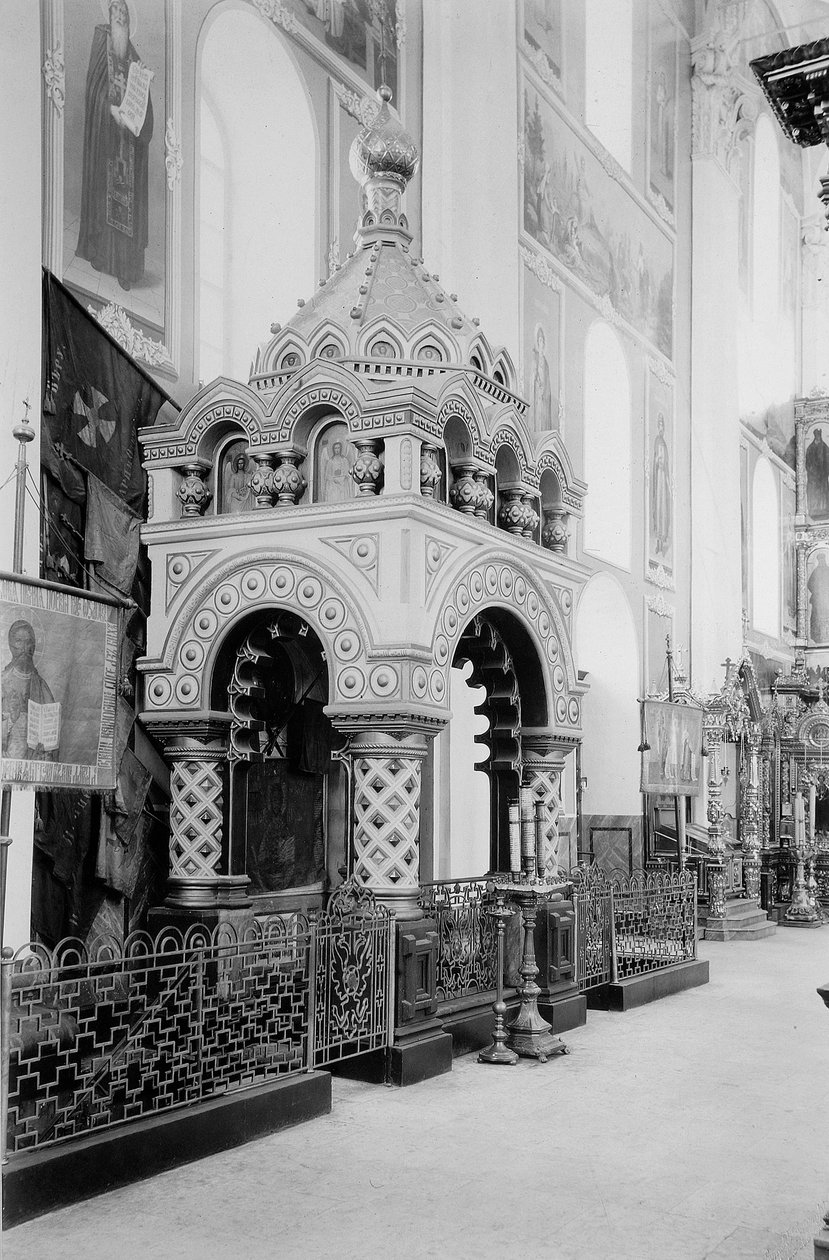 قبر Minins في كاتدرائية المخلص في نيجني نوفغورود الكرملين ، روسيا ، 1896. بواسطة مكسيم دميترييف