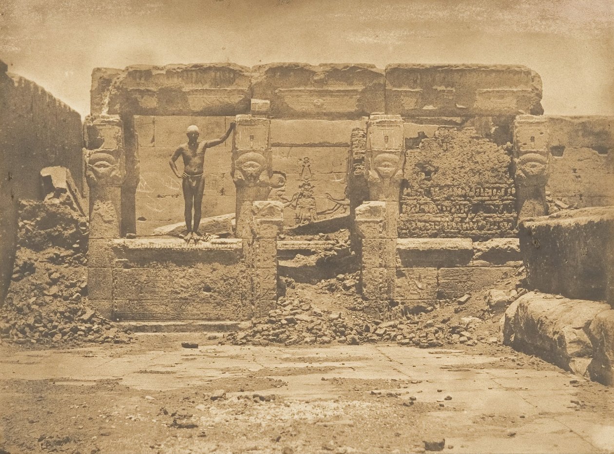 Hypeter of Athor ، على شرفة معبد Dendera Tentyris العظيم ، 1849-50. بواسطة ماكسيم دو كامب
