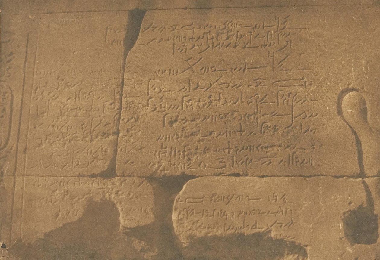 نقش ديموطيقي ، الصرح الثاني لمعبد إيزيس ، في فيلة ، ١٥ أبريل ١٨٥٠. بواسطة ماكسيم دو كامب