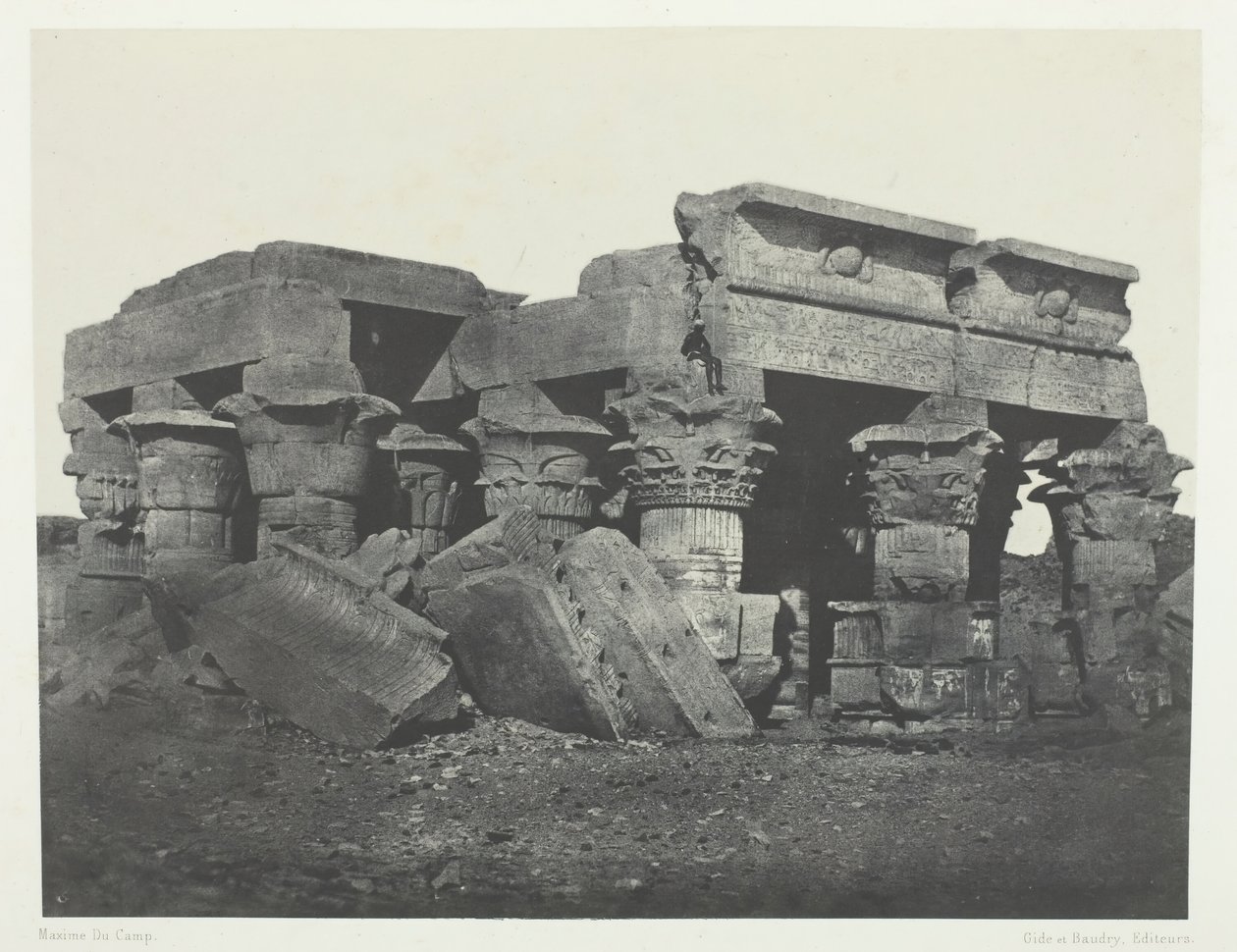 معبد أمبوس ، صعيد مصر ، 184951 ، طُبع عام 1852. بواسطة ماكسيم دو كامب