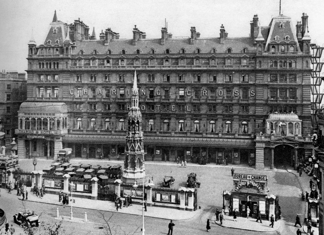 محطة سكة حديد Charing Cross ، لندن ، 1926-1927. بواسطة ماكليش