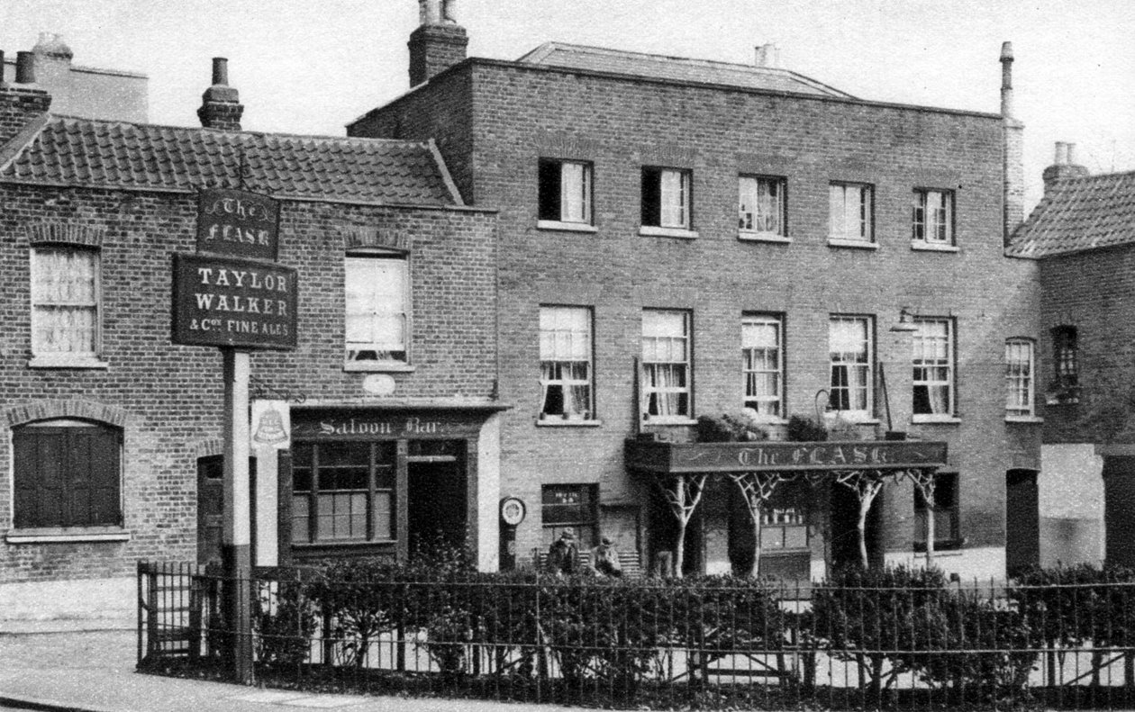 The Flask ale House، Highgate Village، London، 1926-1927. بواسطة ماكليش