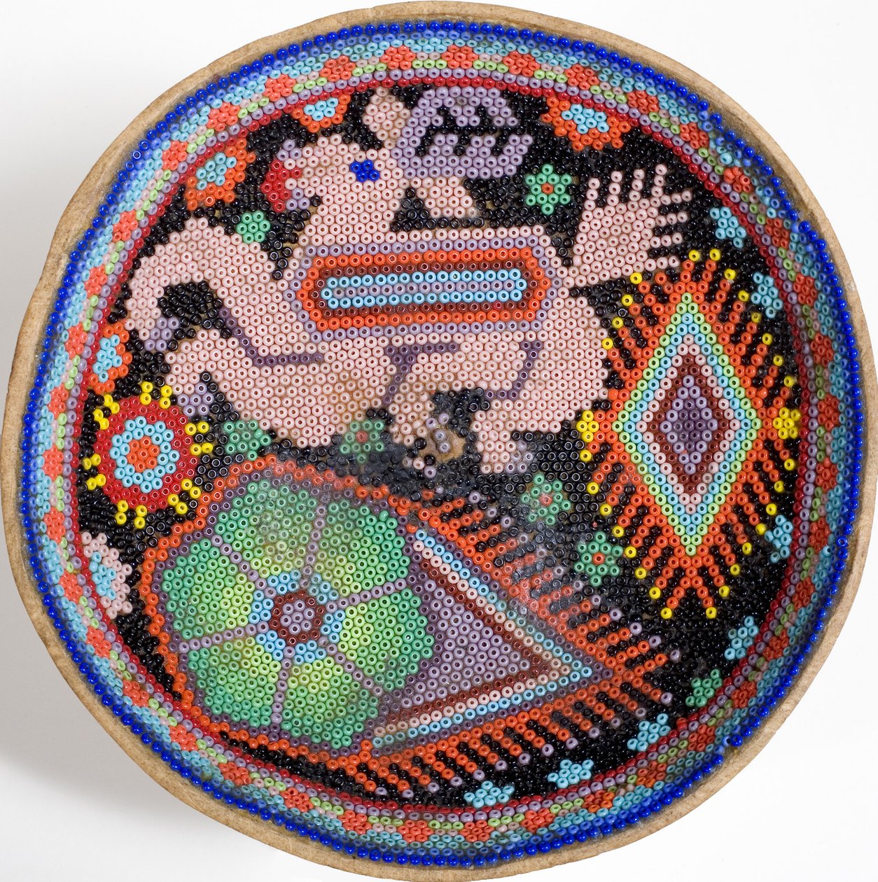 وعاء Huichol من سييرا مادري ، المكسيك (المنسوجات) بواسطة المدرسة المكسيكية