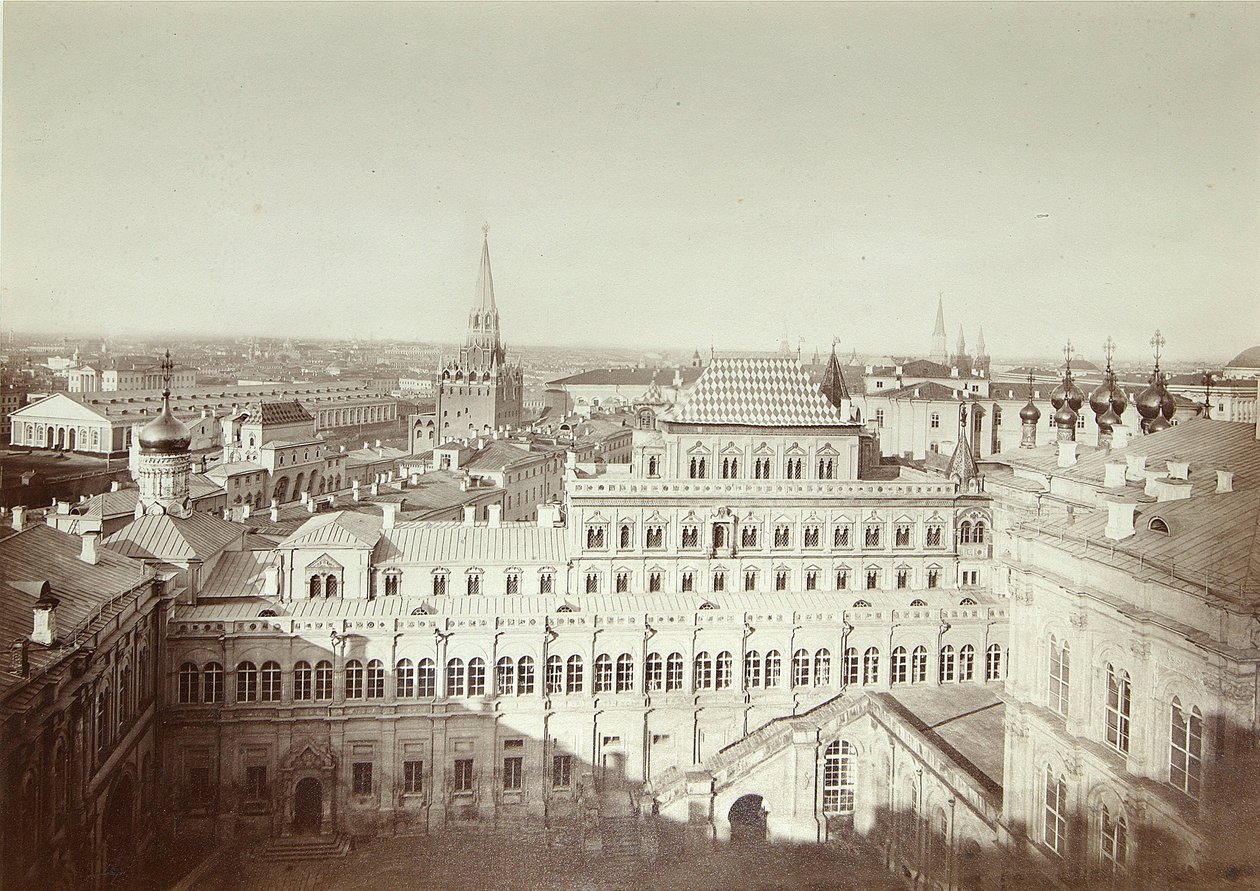واجهة قصر تيرم في موسكو الكرملين. تصوير الألبومين ميشائيل ميشيلويتش بانوف (1836-1894) بواسطة ميخائيل ميخائيلوفيتش بانوف