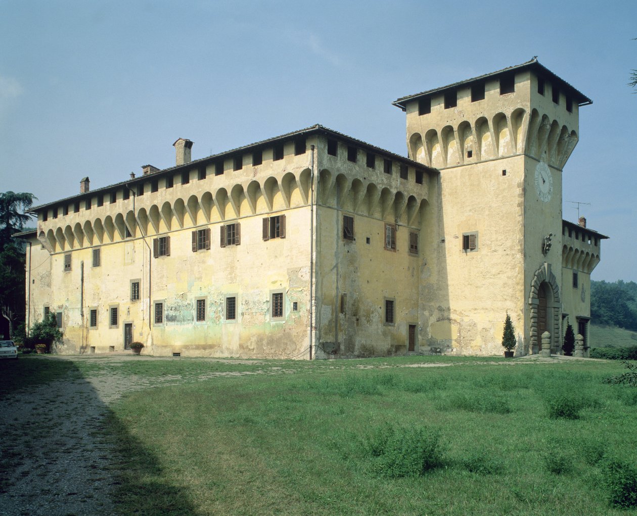Villa Medicea Cafaggiolo ، مصممة لكوزيمو إيل فيكيو (1389-1464) (انظر أيضًا 60455) بواسطة Michelozzo di Bartolommeo