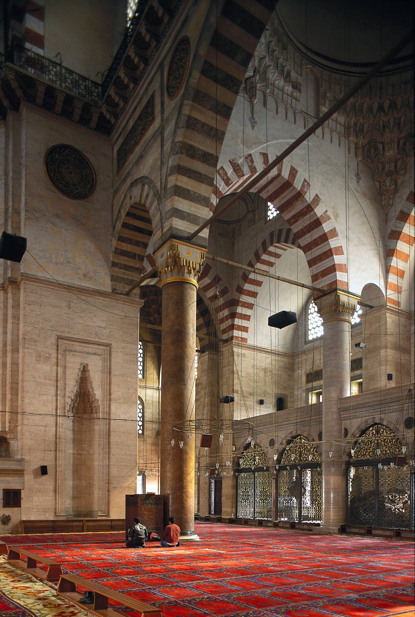 داخل مسجد السليمانية بواسطة معمار سنان
