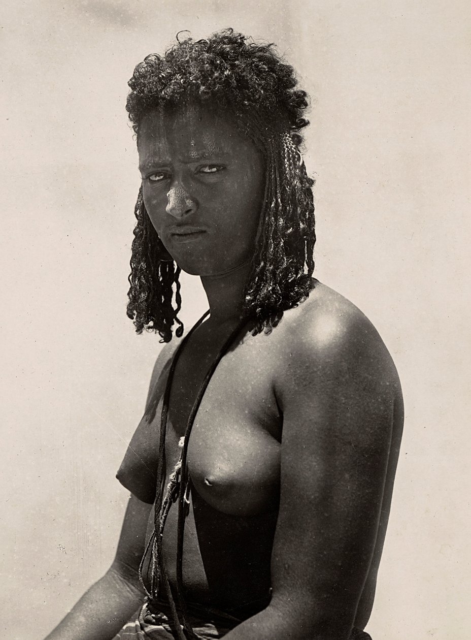 "بناء إمبراطورية" في العصر الفاشي: امرأة من بيلين ، 09/05/1936 (b / w photo) بواسطة موديستينو بالدينيتي