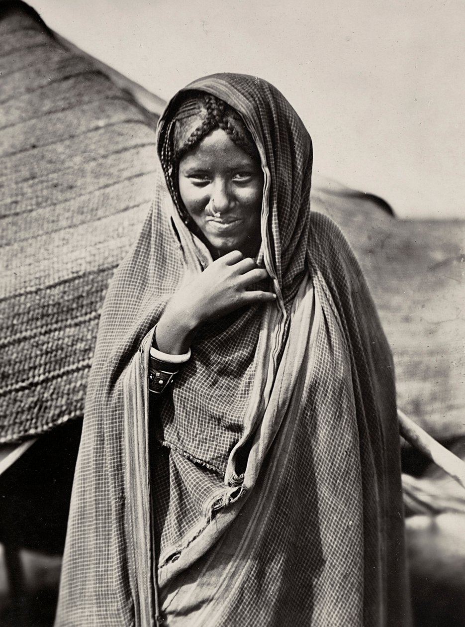 "بناء إمبراطورية" في العصر الفاشي: امرأة من قبيلة الهباب ، 09/05/1936 (b / w photo) بواسطة موديستينو بالدينيتي