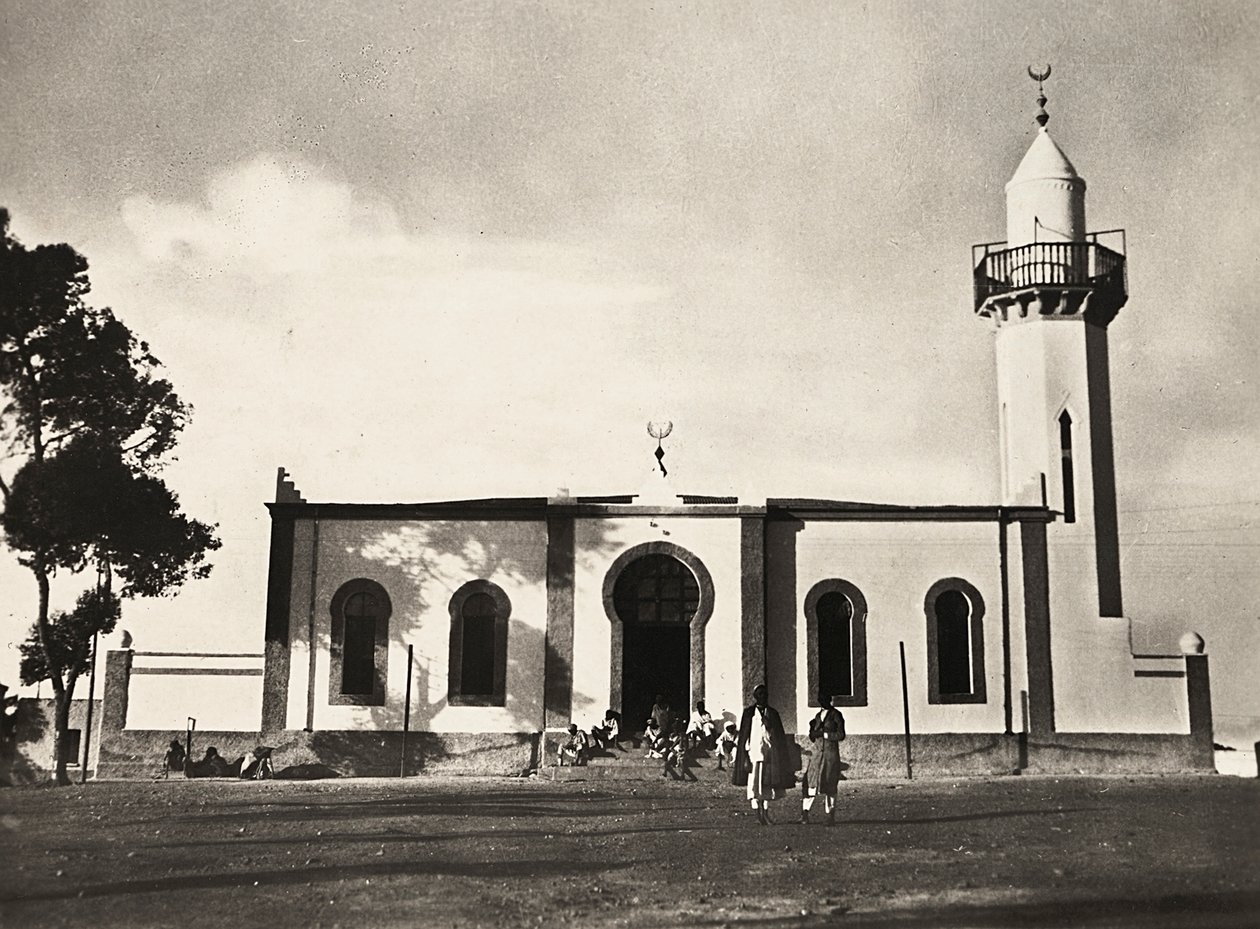 "بناء إمبراطورية" في العصر الفاشي: مسجد أسمرة ، 09/05/1936 (b / w photo) بواسطة موديستينو بالدينيتي