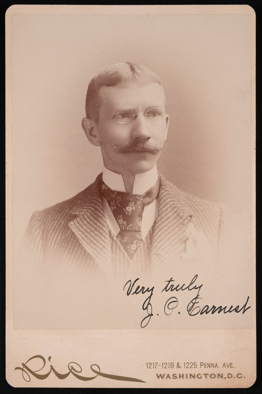 صورة شخصية لـ JP Earnest ، بين عامي 1889 و 1897. بواسطة موسى ب. رايس