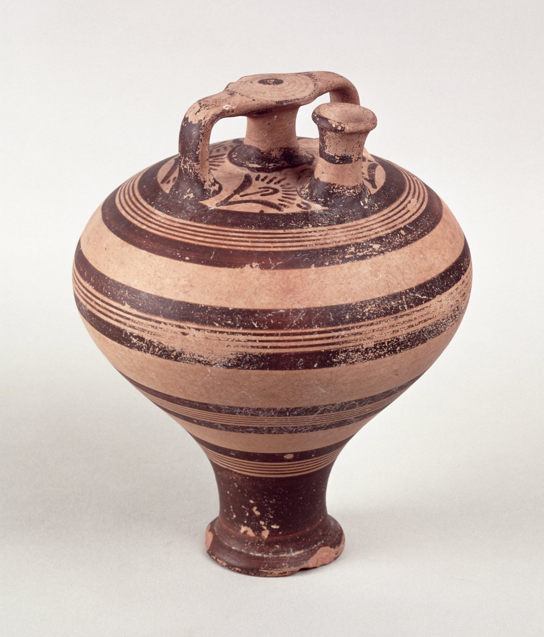 ستيروب جرة ، c.1500-1200 قبل الميلاد (آنية فخارية مطلية) بواسطة الميسينية