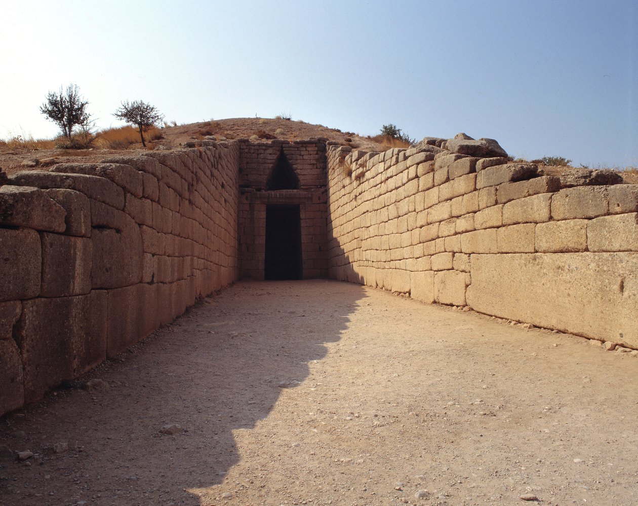 Ancient Greece: view of the entrance to the tomb of Agamemnon called “Tresor d
