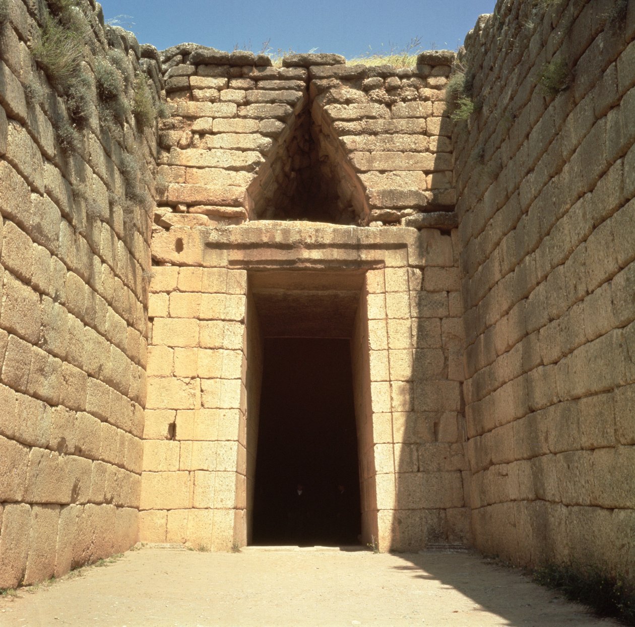 خزانة Atreus ، c.1300 قبل الميلاد بواسطة الميسينية