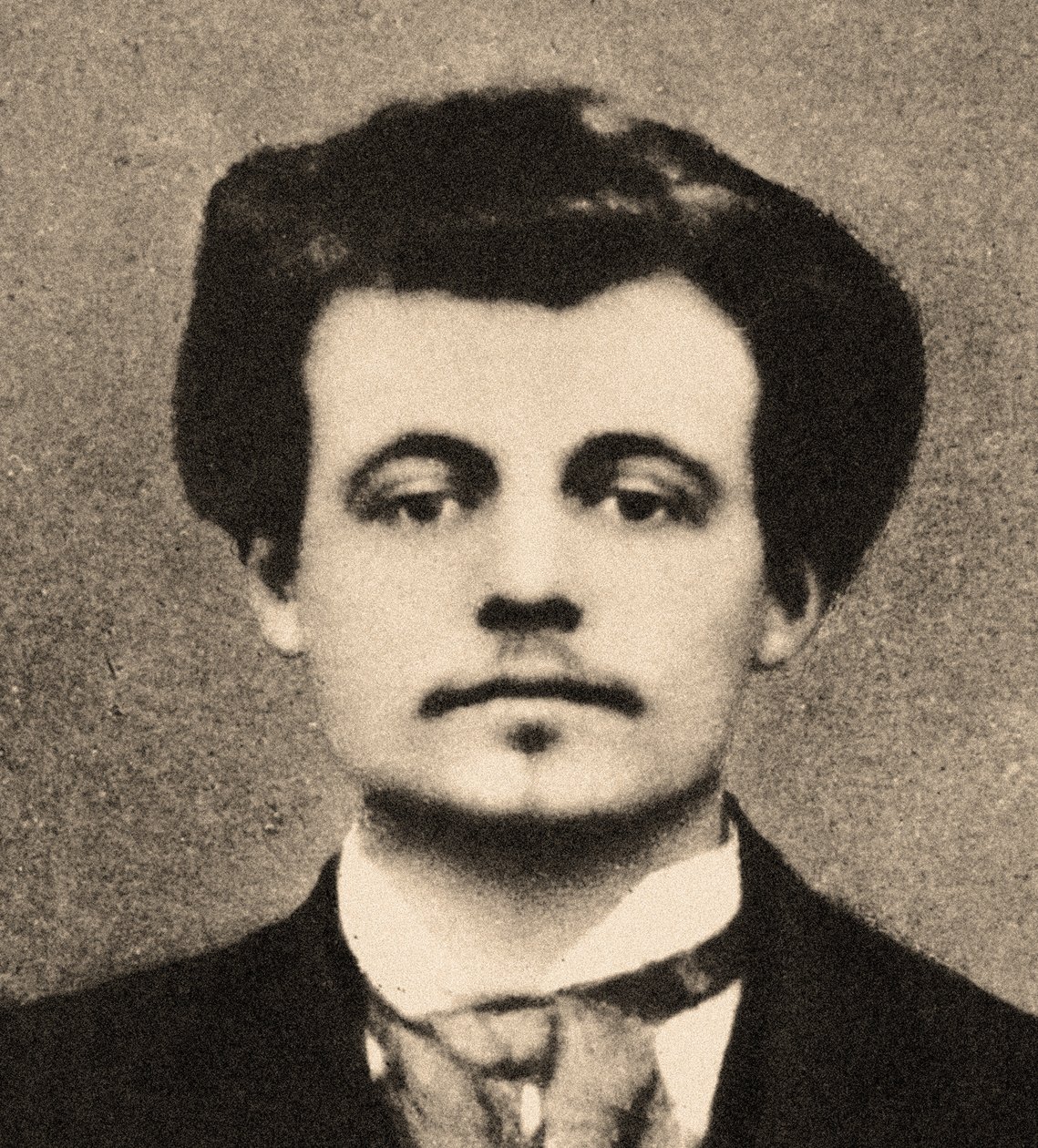 صورة ألفريد جاري ، 1896 بواسطة نادار