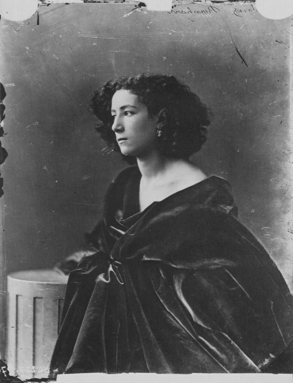 سارة برنهارد ، ممثلة فرنسية ، عام 1865 بواسطة نادار