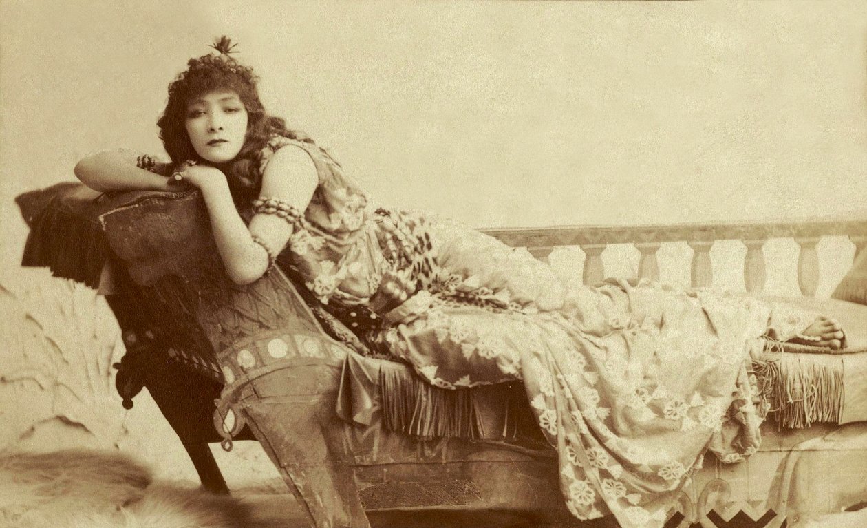 صورة سارة برنهاردت كليوباترا ، 1891 بواسطة نابليون ساروني