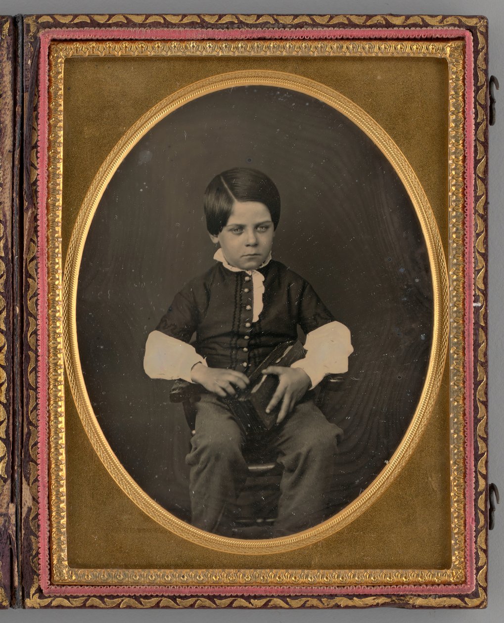 صورة غير معنونة لصبي جالس ، 1853. بواسطة معرض نيلسون