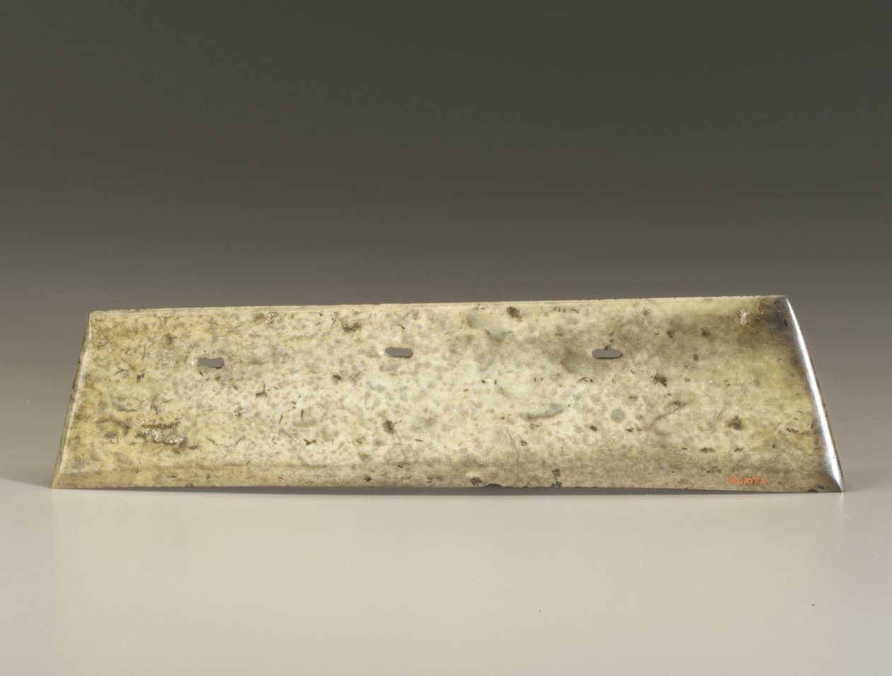 إزميل مفترق (تشانغ) ، ثقافة Qijia ، c.2500-2000 قبل الميلاد (اليشم) بواسطة المدرسة الصينية في العصر الحجري الحديث