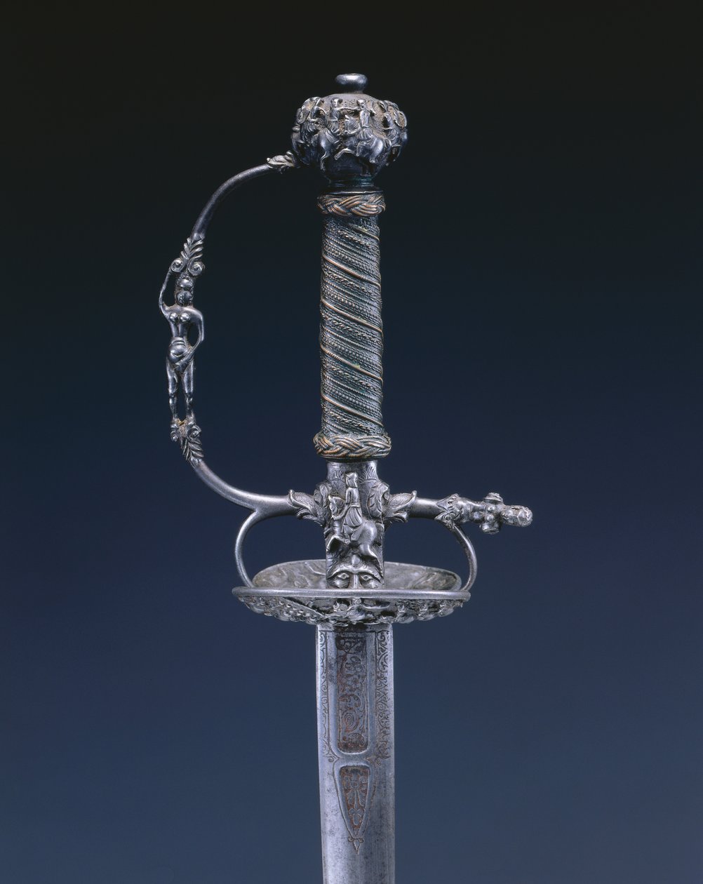 سيف صغير ، ج .1650-60 (الفولاذ والخشب والأسلاك النحاسية) بواسطة المدرسة الهولندية