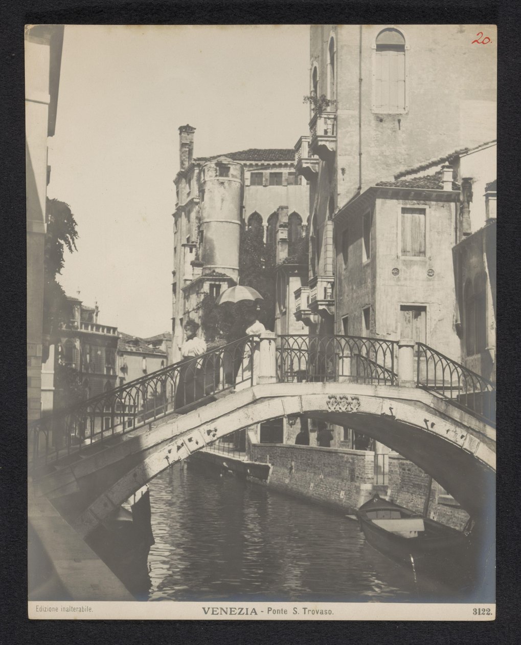 Ponte San Trovaso te Veneti Venice - Ponte S. Trovaso (العنوان على الجسم) بواسطة جمعية التصوير الفوتوغرافي الجديدة