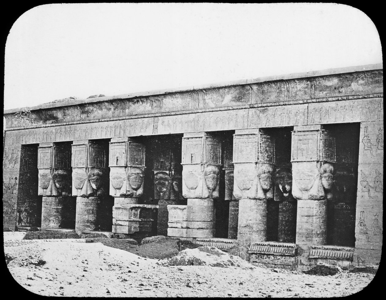 معبد حتحور ، دندرة ، مصر ، c1890. بواسطة نيوتن وشركاه