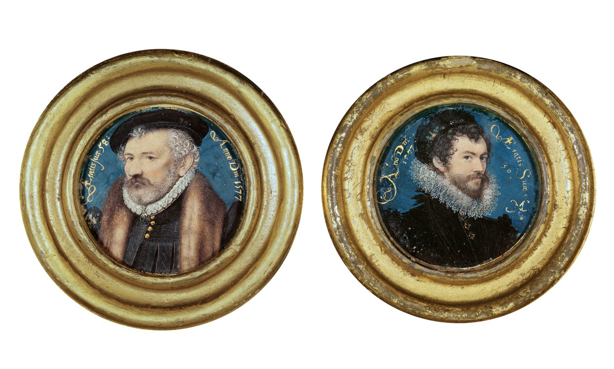 LtoR: ريتشارد هيليارد (151819-94) ، والد الفنانين ، c.1577 ، وصورة ذاتية ، 1577 (مرحاض على الرق الذي وضع على البطاقة) بواسطة نيكولاس هيليارد