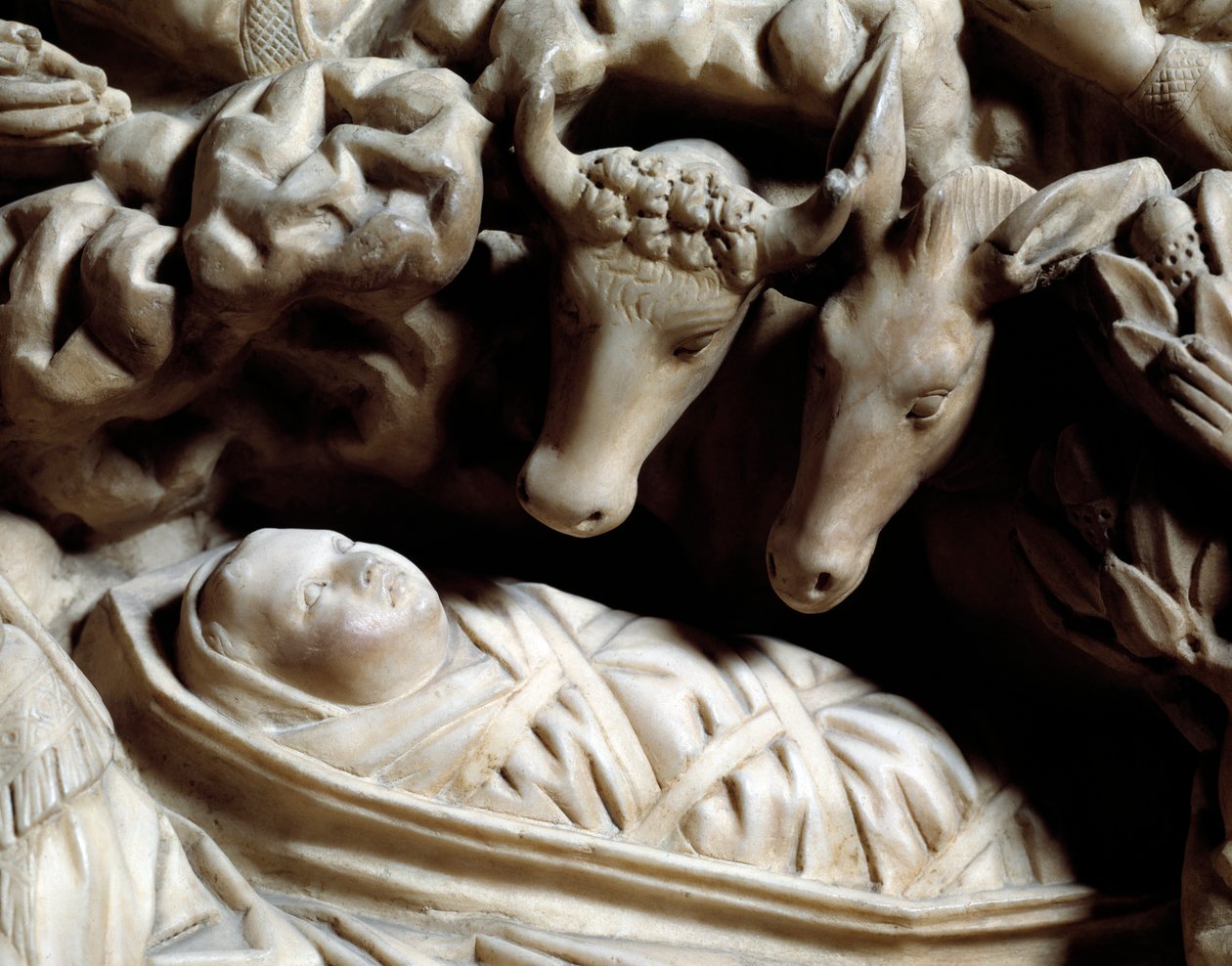 Art and Gothic architecture: the nativite - Detail of the bas-reliefs of the marble desk that Nicola Pisano (1215/20-1278/84) made between 1266 and 1268 (Marble pulpit details, nativity) Cathedrale Notre-Dame-de-l