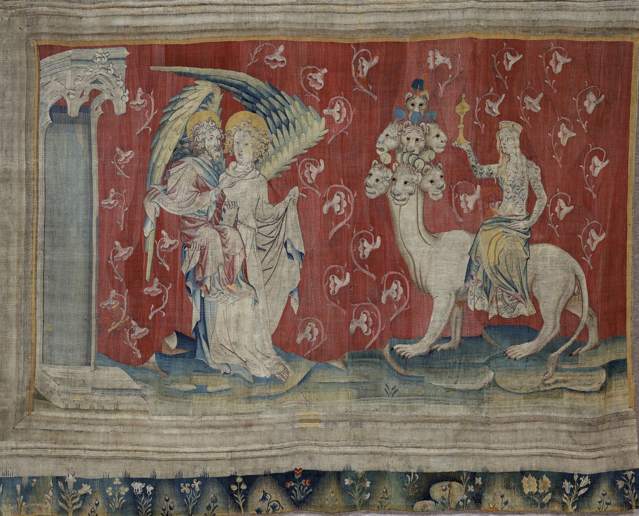Apocalypse Tapestry أو 