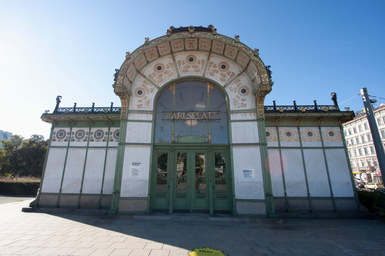 محطة Karlsplatz Stadtbahn من تصميم Otto Wagner ، فيينا (فيينا) ، النمسا بواسطة أوتو واجنر