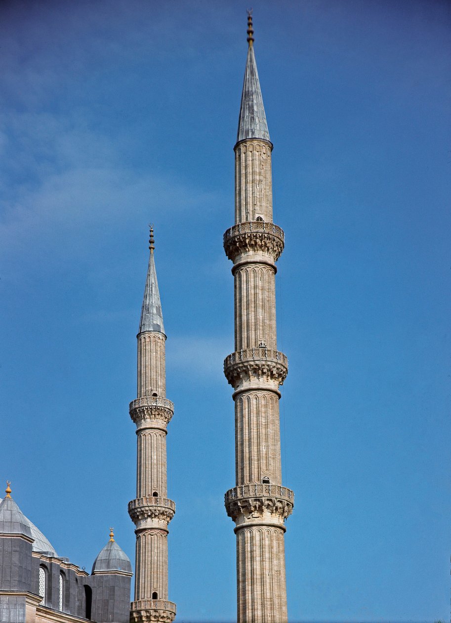 تفاصيل المآذن (1575) بواسطة المدرسة العثمانية