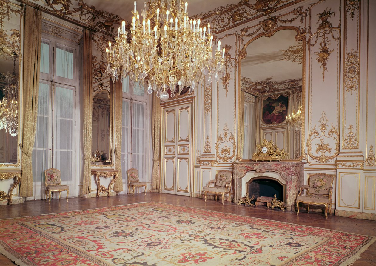 منظر من الداخل للصالون الكبير بالطابق الأرضي ، 1722-33 بواسطة P. and Leroux، JB Lassurance