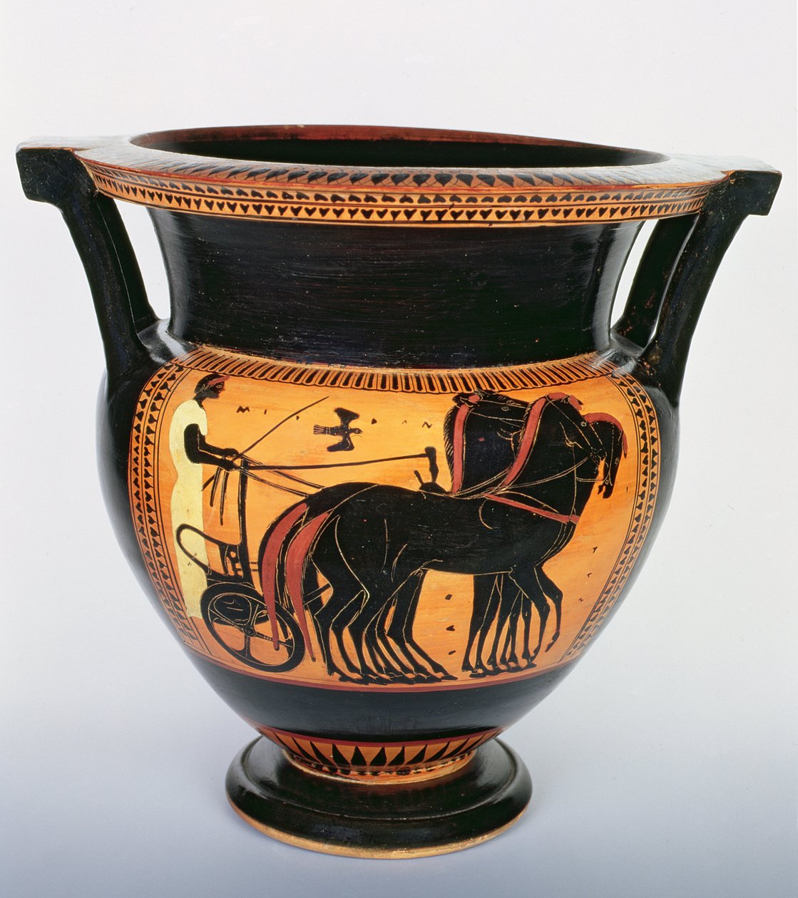 krater عمود أسود الشكل يصور عربة ، 520-510 قبل الميلاد (سيراميك) بواسطة رسام Tarquinia