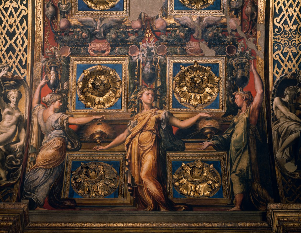 Three wise virgins, detail of Three wise virgins and three foolish virgins, by Francesco Mazzola known as Il Parmigianino, fresco, underside of the arch of the presbytery, Shrine of Santa Maria della Steccata, Parma, Emilia-Romagna. Italy بواسطة بارميجيانينو