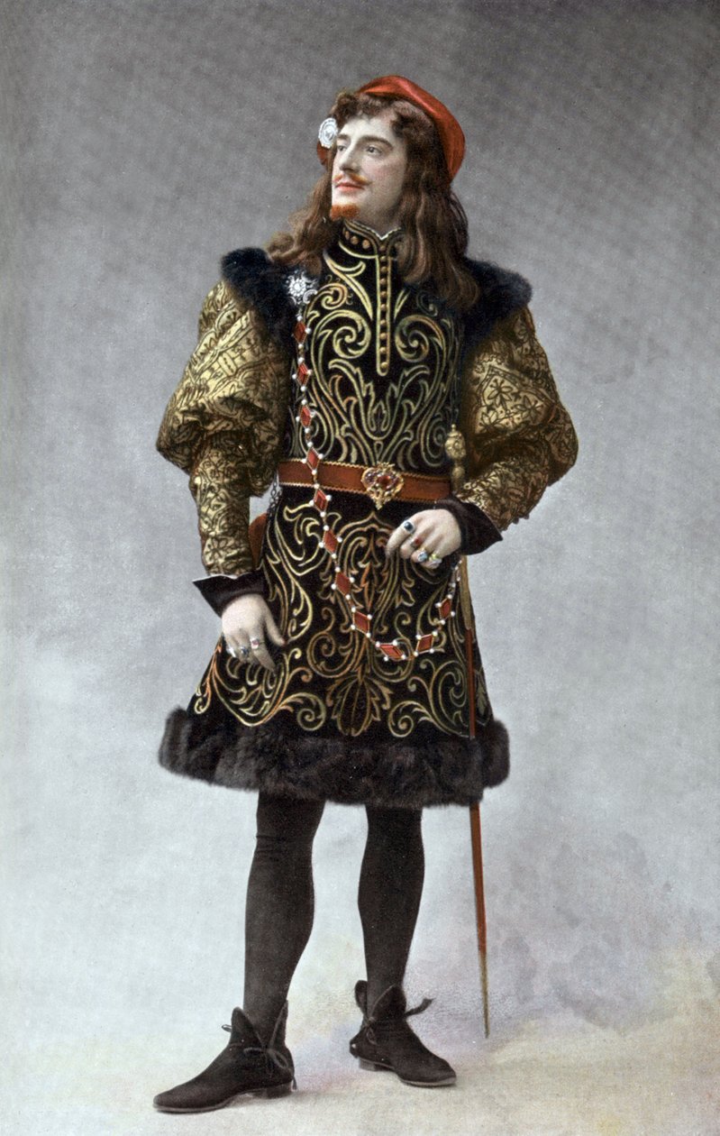 الممثل الكوميدي الفرنسي جان بيرييه (1869-1954) في دور جورجيو داست في أوبرا quot;La reine Fiammettequot; في باريس، تصوير بول نادار من الصحيفة الفرنسية quot;Le Theatrequot; فبراير 1904 بواسطة بول نادر